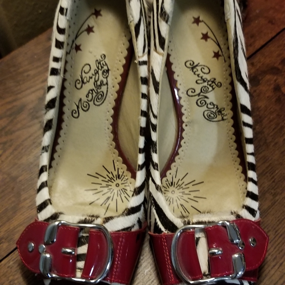 Naughty Monkey Heels - image 4